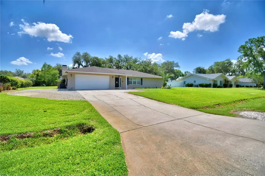 4208 Thomas Wood Lane Winter Haven FL 33880