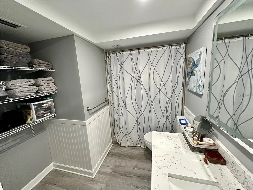 4908 38th Way S St Petersburg FL 33711
