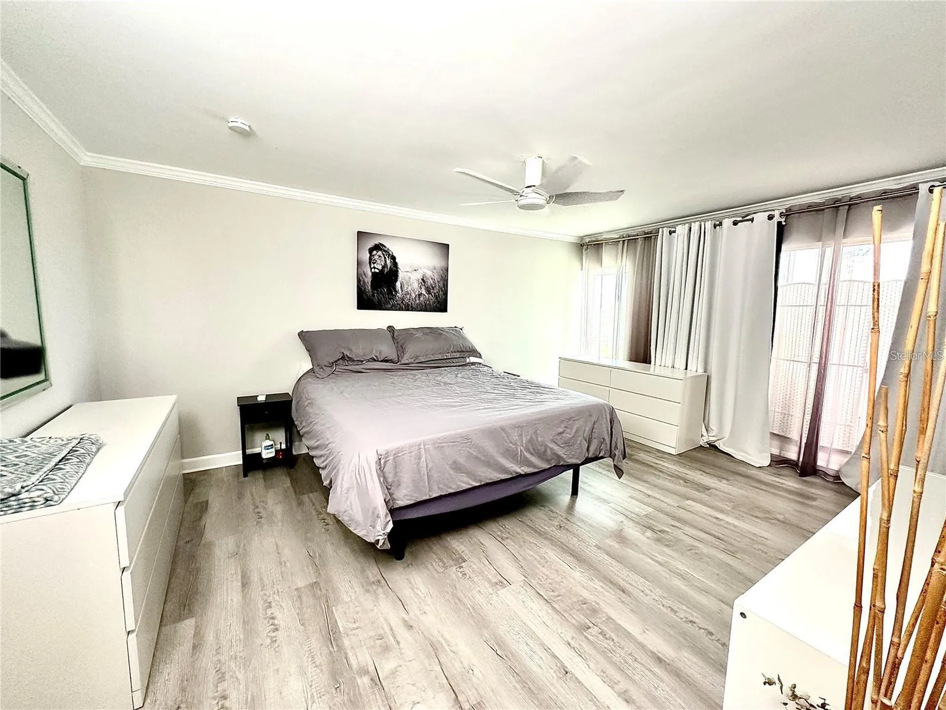 4908 38th Way S St Petersburg FL 33711