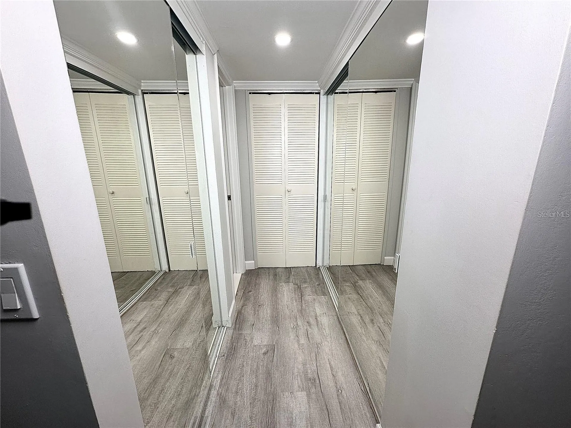 4908 38th Way S St Petersburg FL 33711
