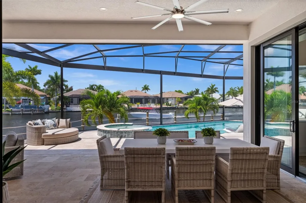 5201 Skylark Court Cape Coral FL 33904