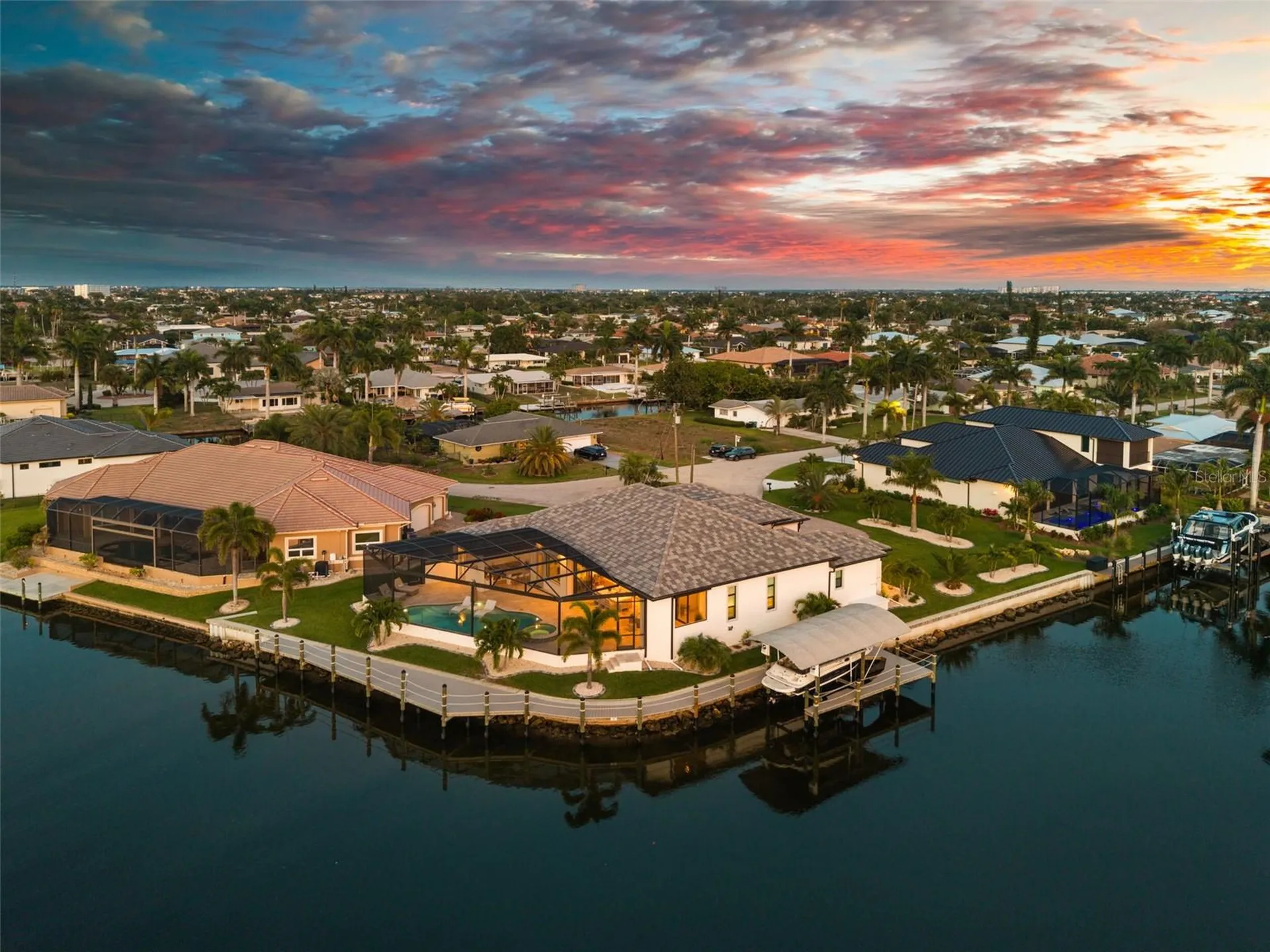5201 Skylark Court Cape Coral FL 33904
