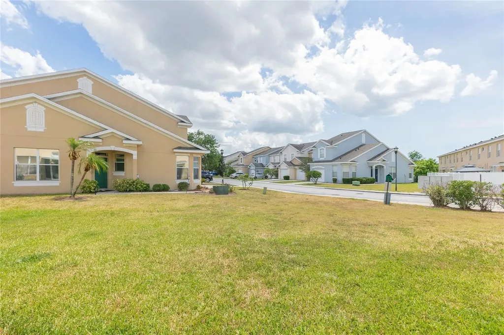 6407 Barksdale Way Riverview FL 33578