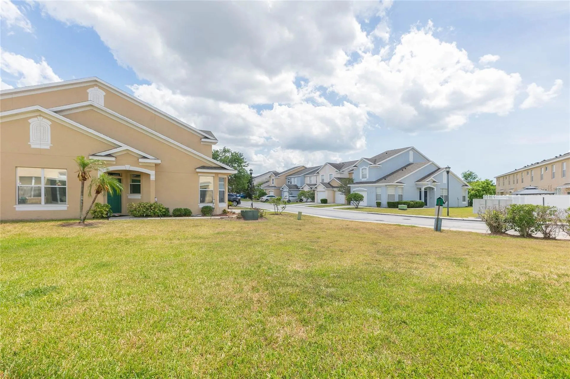 6407 Barksdale Way Riverview FL 33578