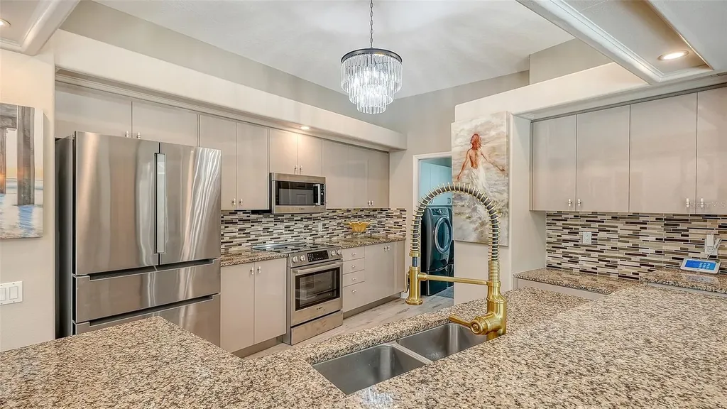 6801 Erica Lane Sarasota FL 34241