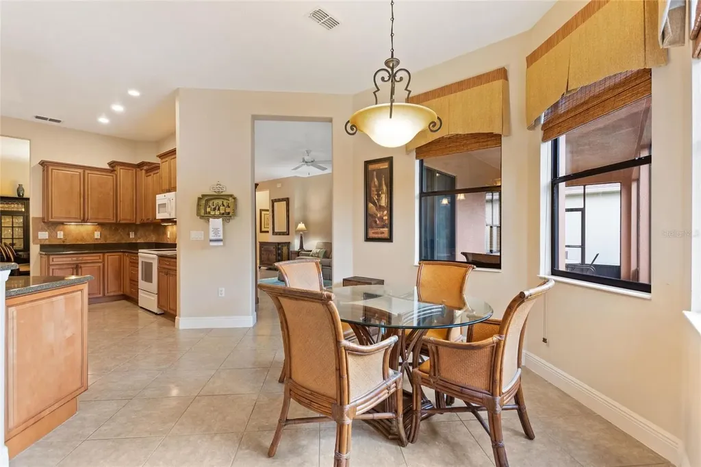 807 Bella Viana Road Kissimmee FL 34759