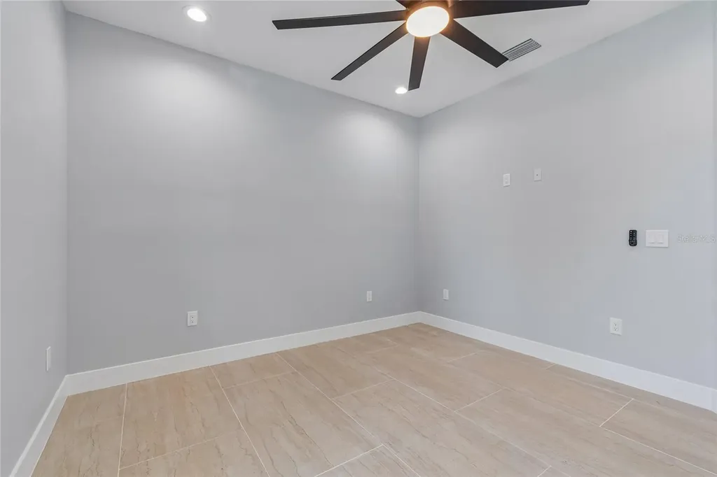 7006 Thatcher Avenue Tampa FL 33614