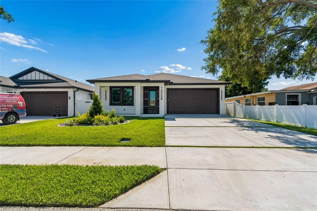 7006 Thatcher Avenue Tampa FL 33614
