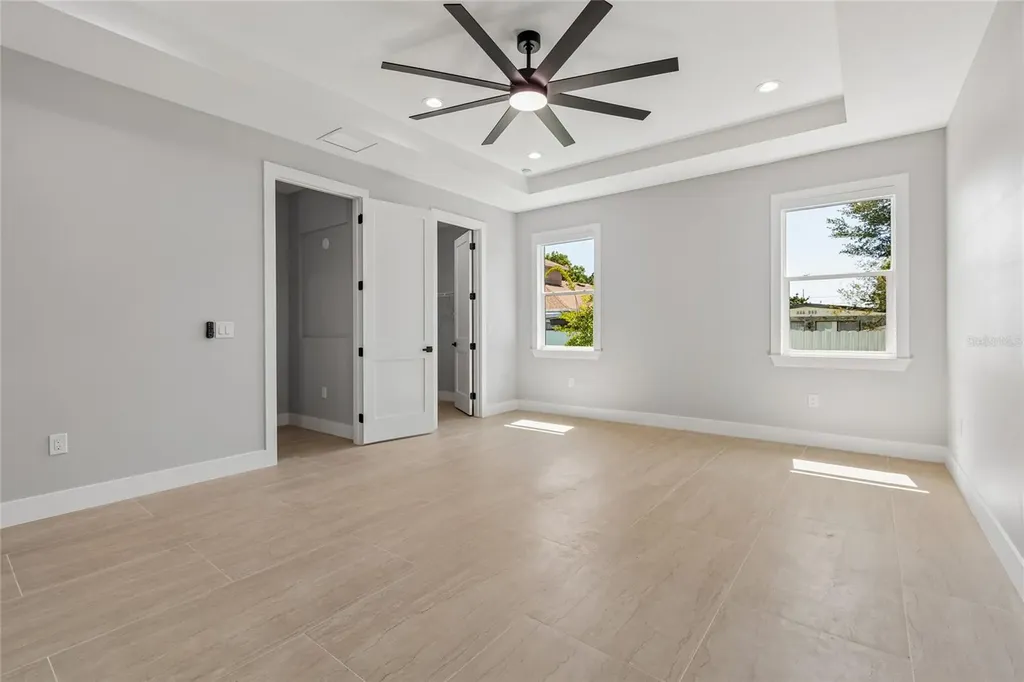7006 Thatcher Avenue Tampa FL 33614
