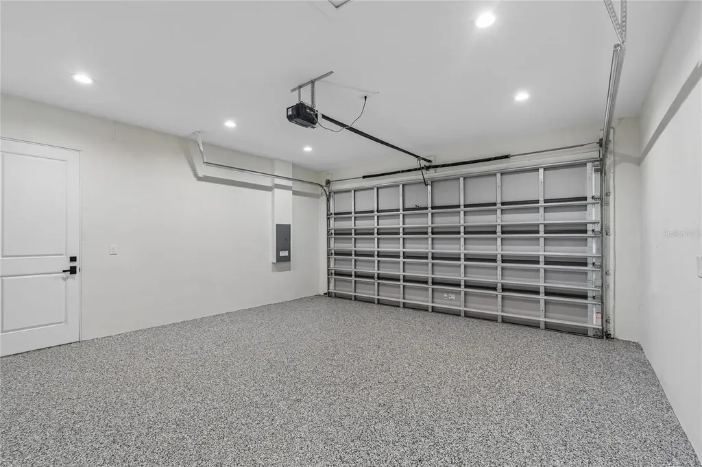 7006 Thatcher Avenue Tampa FL 33614