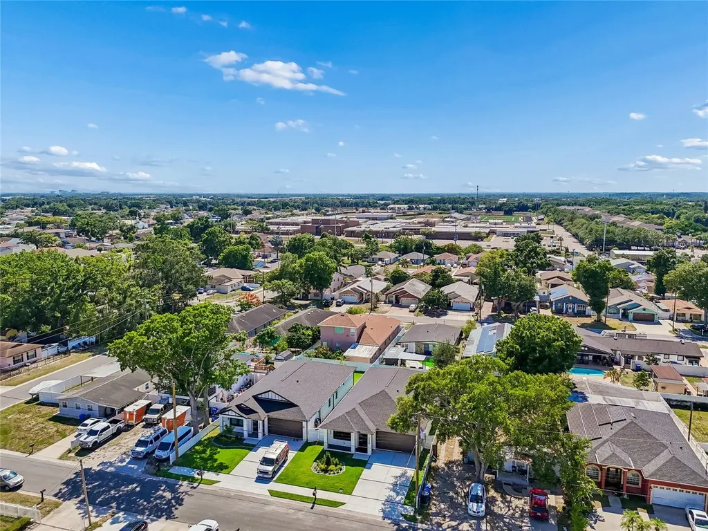 7006 Thatcher Avenue Tampa FL 33614