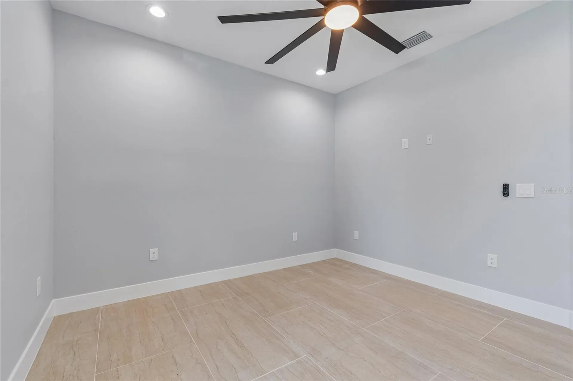 7006 Thatcher Avenue Tampa FL 33614