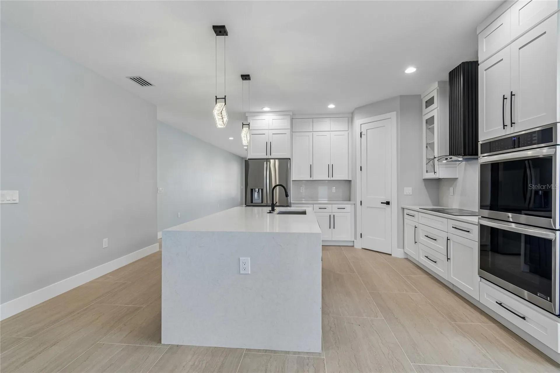 7006 Thatcher Avenue Tampa FL 33614