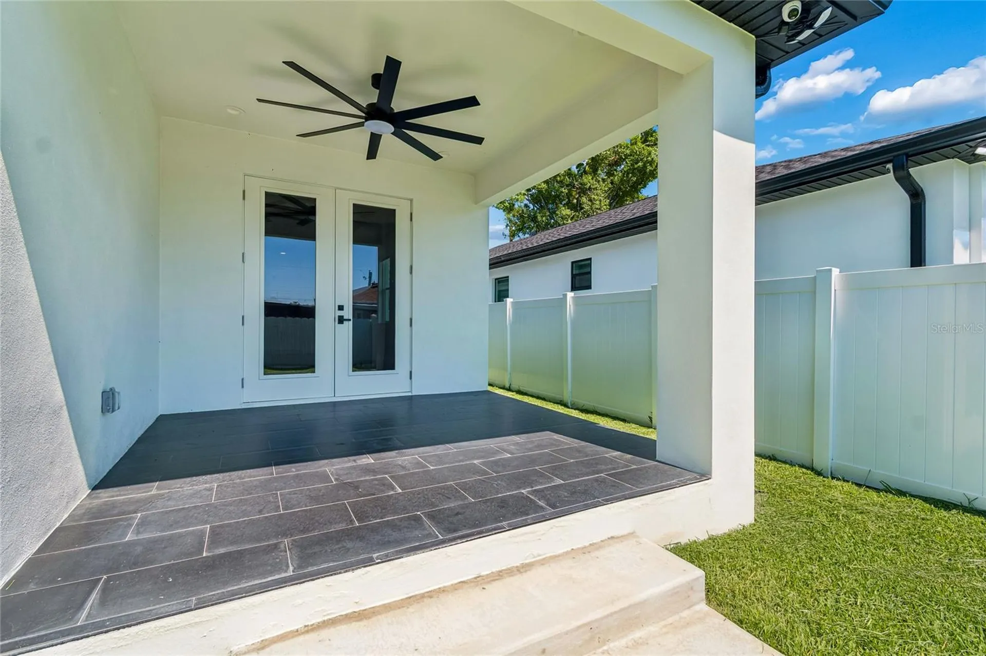 7006 Thatcher Avenue Tampa FL 33614