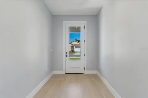 7006 Thatcher Avenue Tampa FL 33614