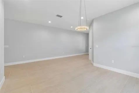 7006 Thatcher Avenue Tampa FL 33614