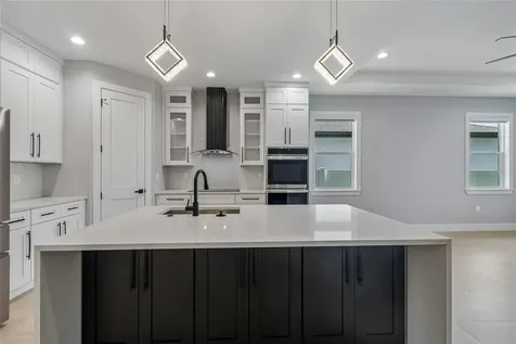 7006 Thatcher Avenue Tampa FL 33614