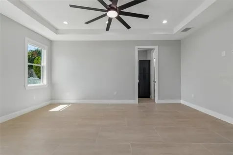 7006 Thatcher Avenue Tampa FL 33614