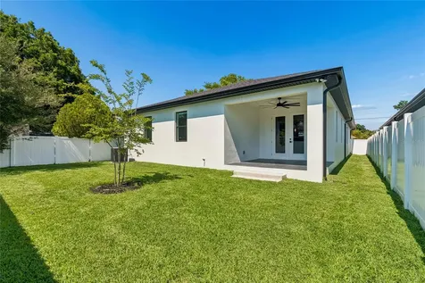 7006 Thatcher Avenue Tampa FL 33614