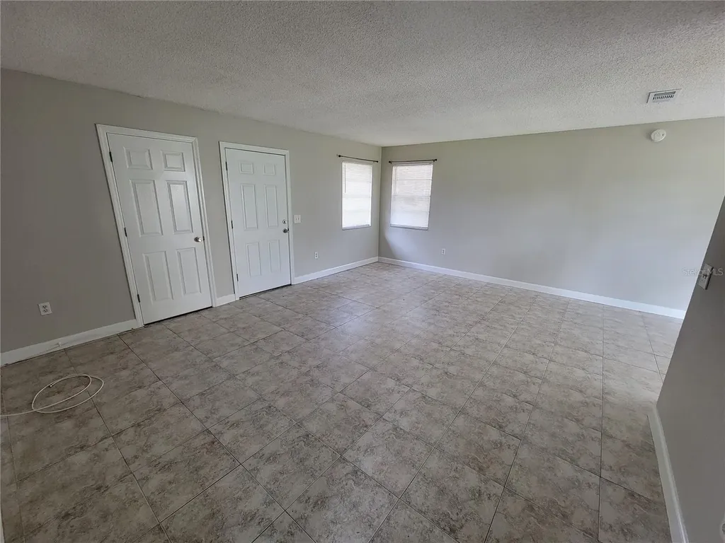 21 Louisiana Avenue St Cloud FL 34769