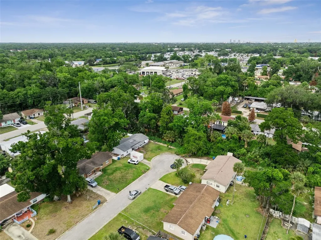 1152 Pineview Drive Daytona Beach FL 32117