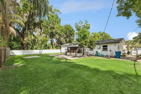 1152 Pineview Drive Daytona Beach FL 32117