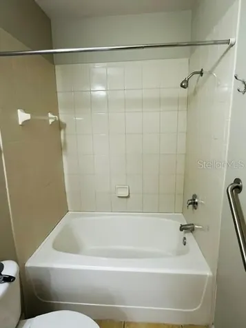 10106 Courtney Oaks Circle Tampa FL 33619