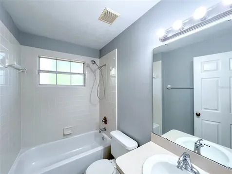 2240 SW 41st Lane Gainesville FL 32608