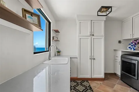 91 G Kennedy Street Dorado PR 00646