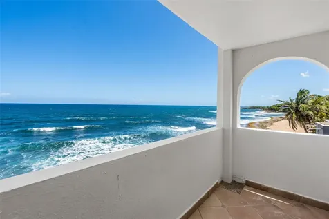 91 G Kennedy Street Dorado PR 00646
