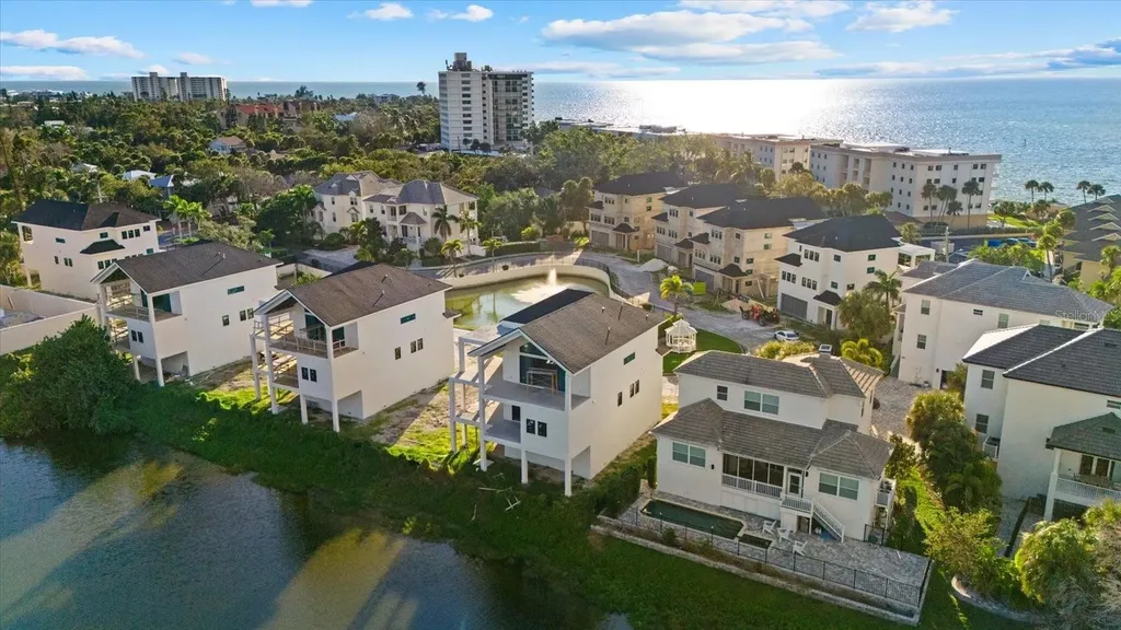 6907 Bochi Circle Sarasota FL 34242