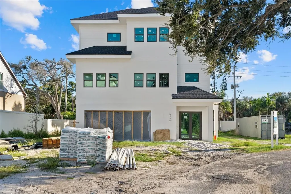 6907 Bochi Circle Sarasota FL 34242