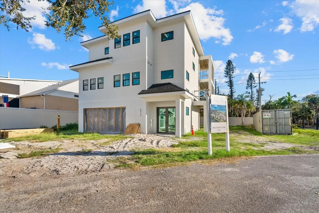 6907 Bochi Circle Sarasota FL 34242