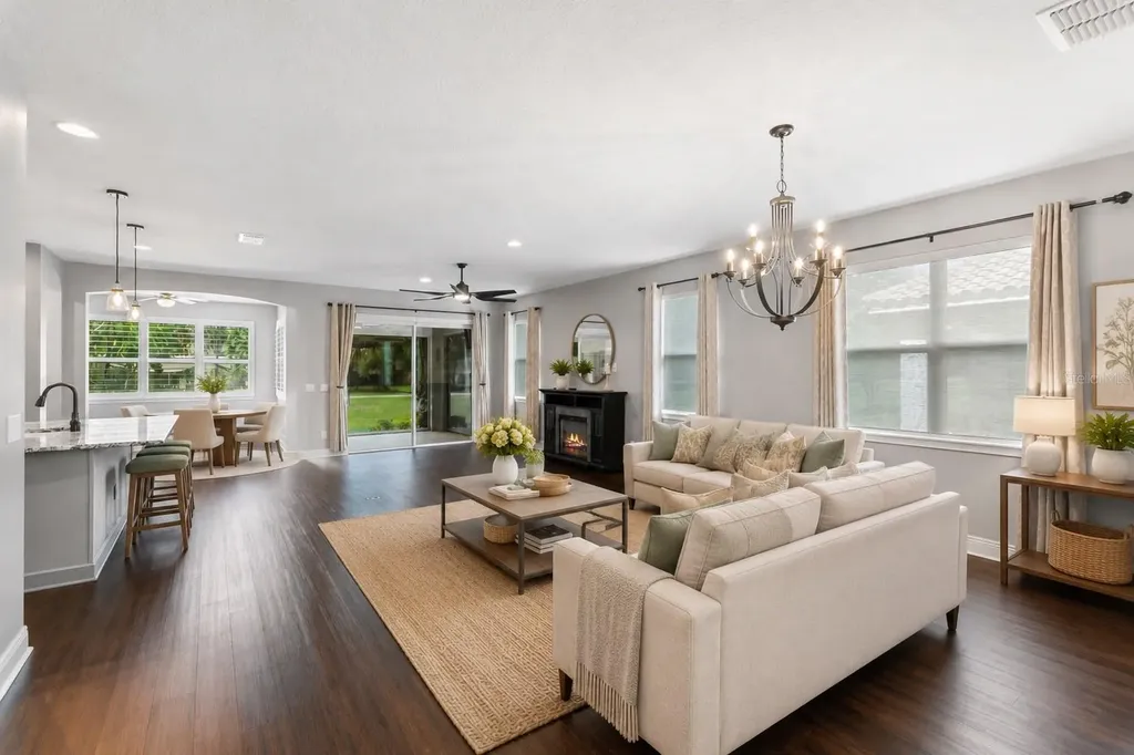 2718 Sarzana Lane Apopka FL 32712