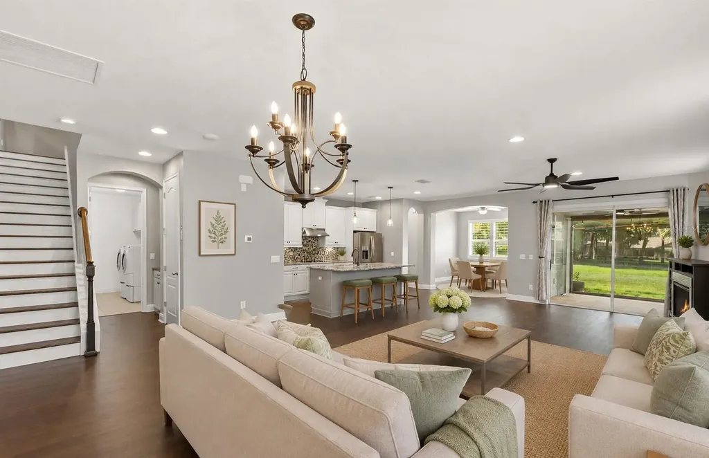 2718 Sarzana Lane Apopka FL 32712