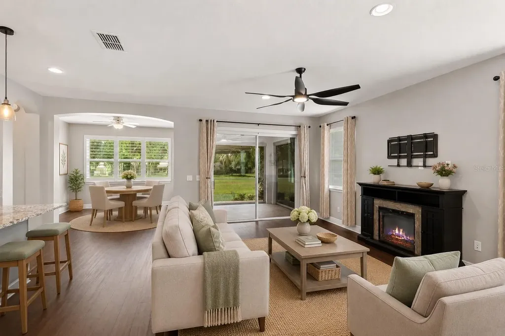 2718 Sarzana Lane Apopka FL 32712
