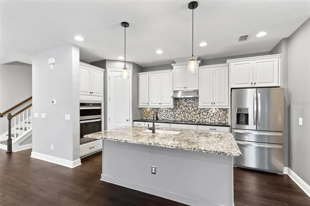 2718 Sarzana Lane Apopka FL 32712