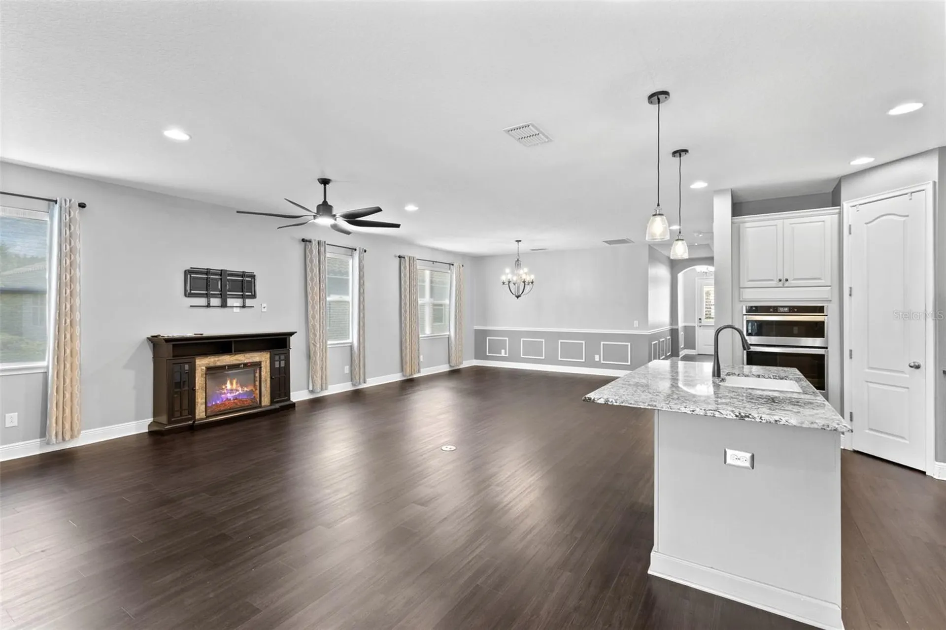 2718 Sarzana Lane Apopka FL 32712