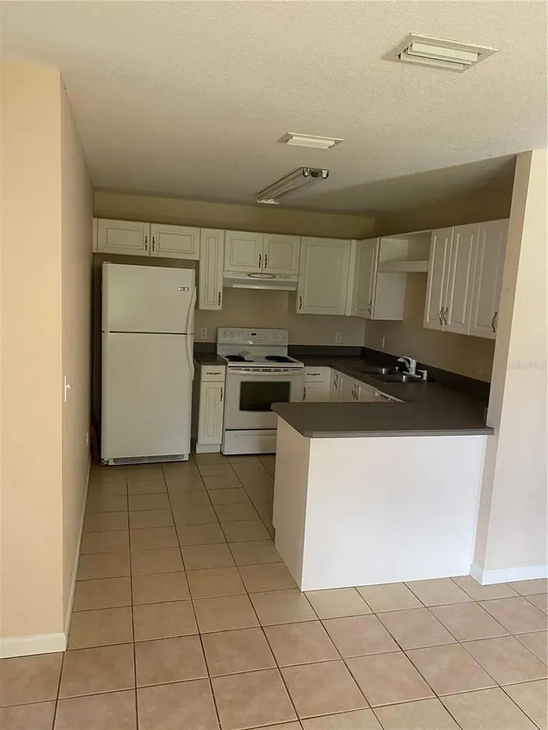 2829 Nordman Avenue New Smyrna Beach FL 32168
