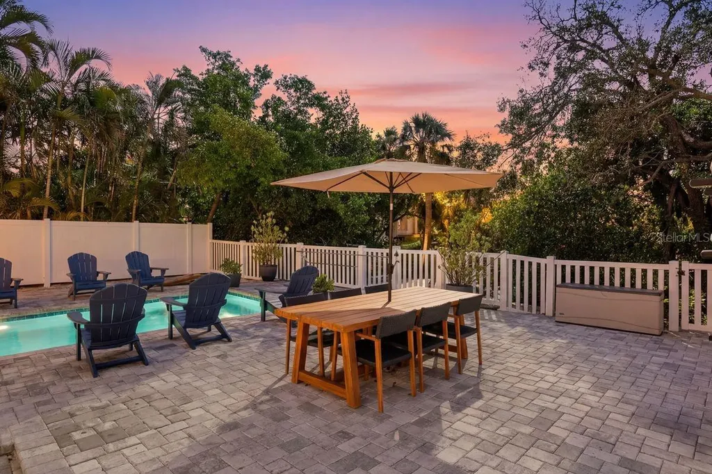 27 Michiana Drive Terra Ceia FL 34250