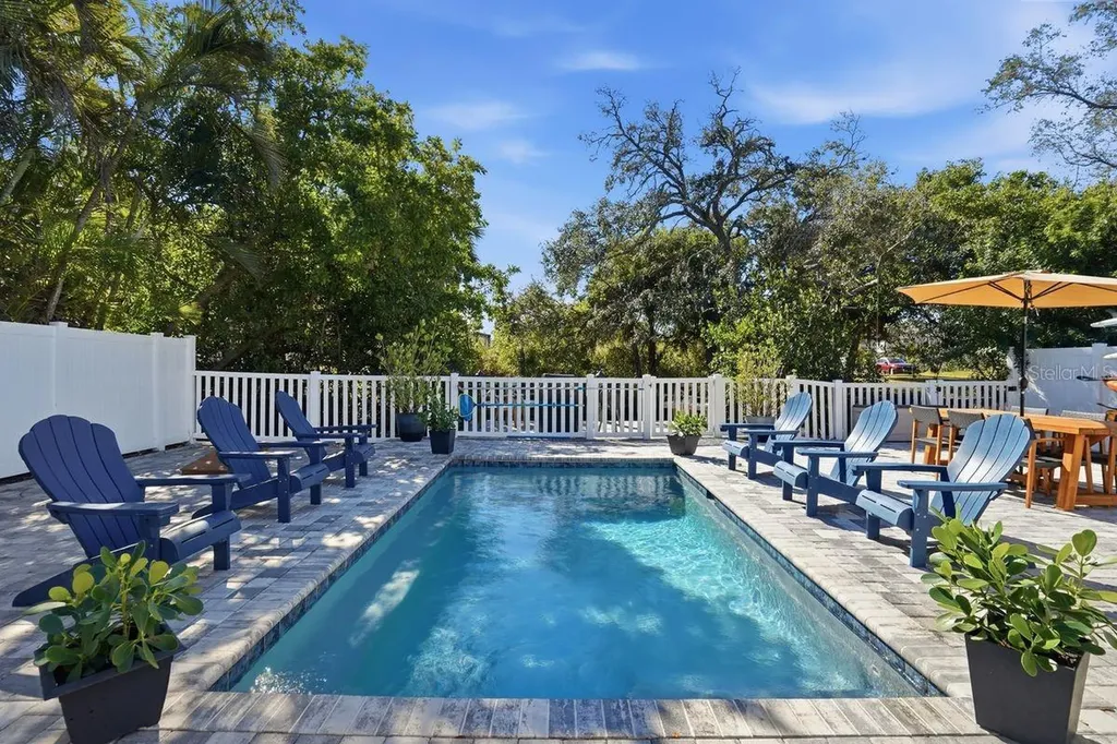 27 Michiana Drive Terra Ceia FL 34250