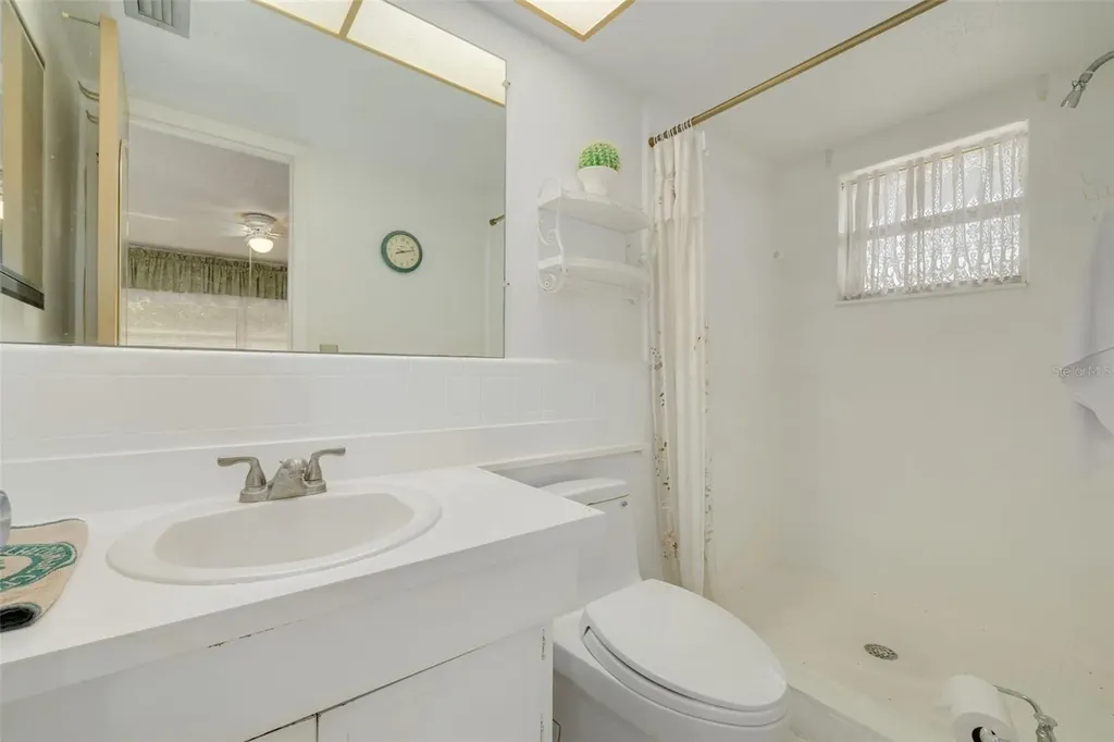 1401 Cara Drive Largo FL 33771
