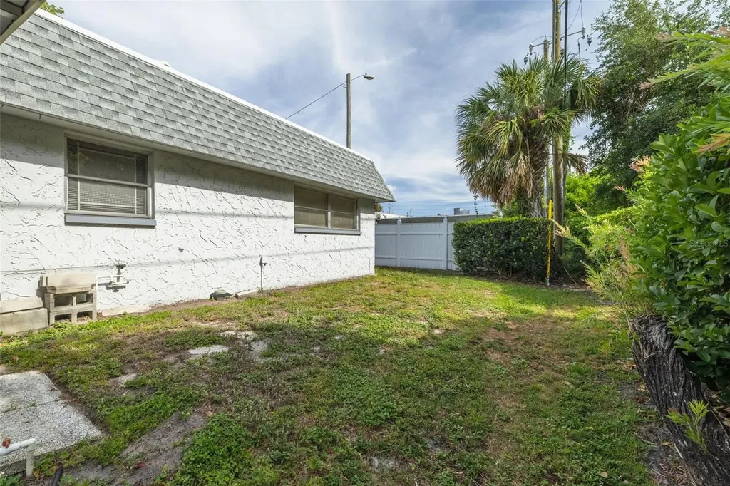 1401 Cara Drive Largo FL 33771