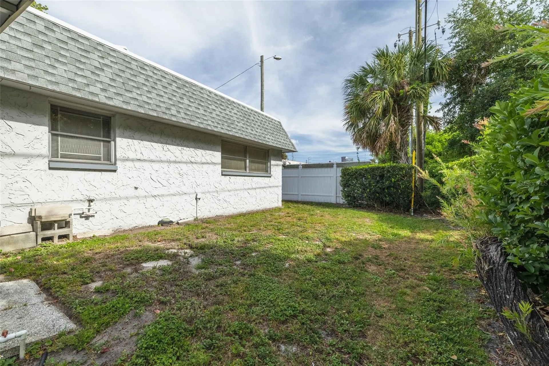 1401 Cara Drive Largo FL 33771