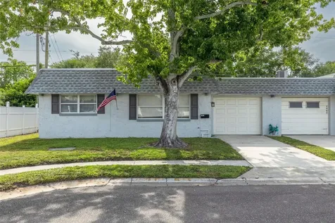 1401 Cara Drive Largo FL 33771