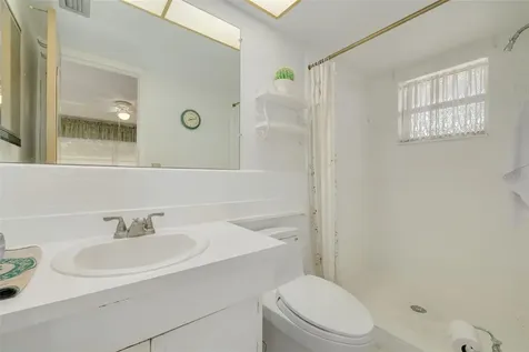 1401 Cara Drive Largo FL 33771