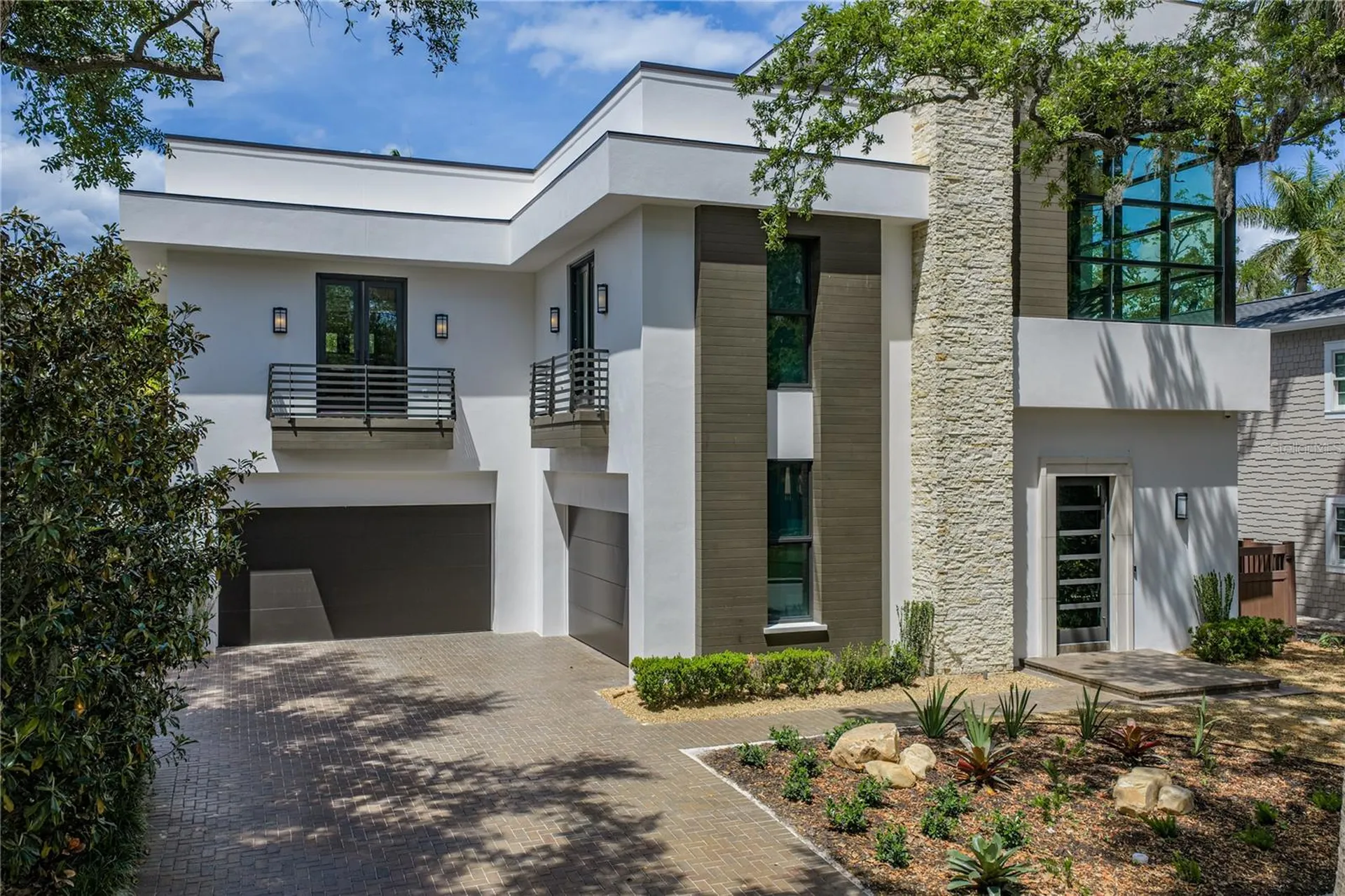 2903 W Hawthorne Road Tampa FL 33611