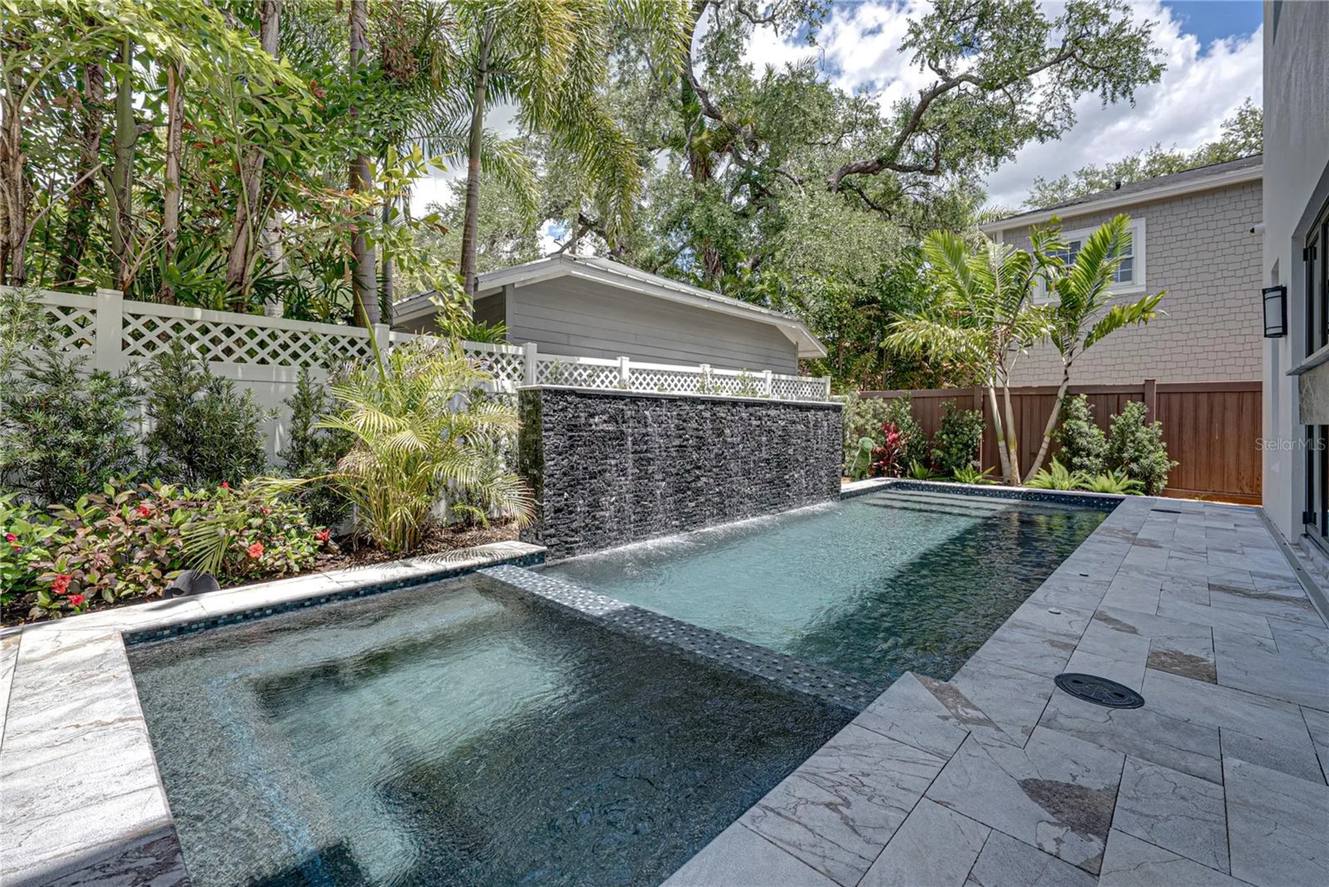 2903 W Hawthorne Road Tampa FL 33611
