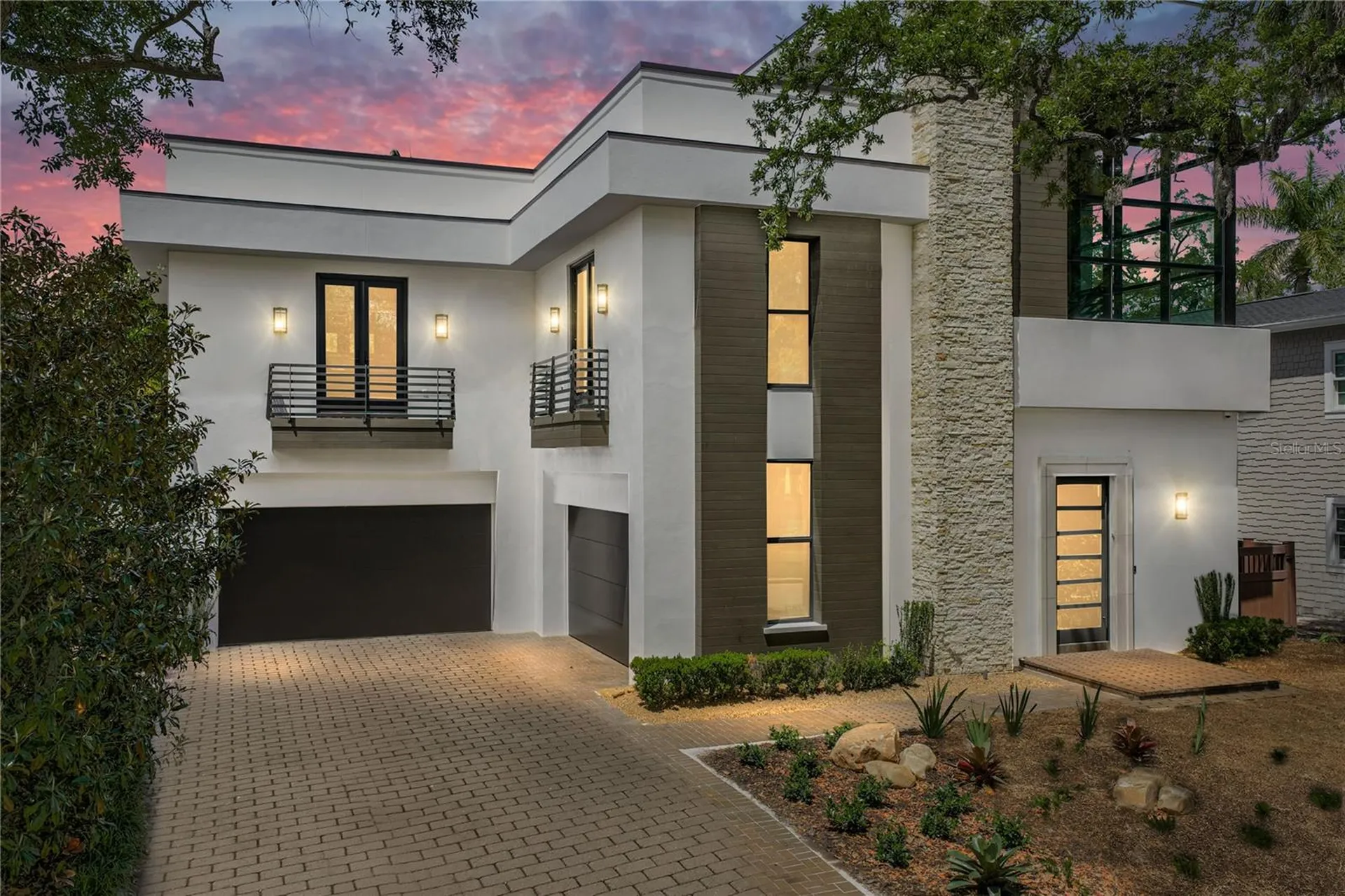 2903 W Hawthorne Road Tampa FL 33611