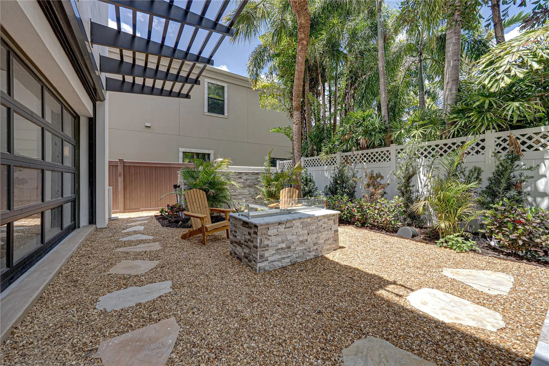 2903 W Hawthorne Road Tampa FL 33611